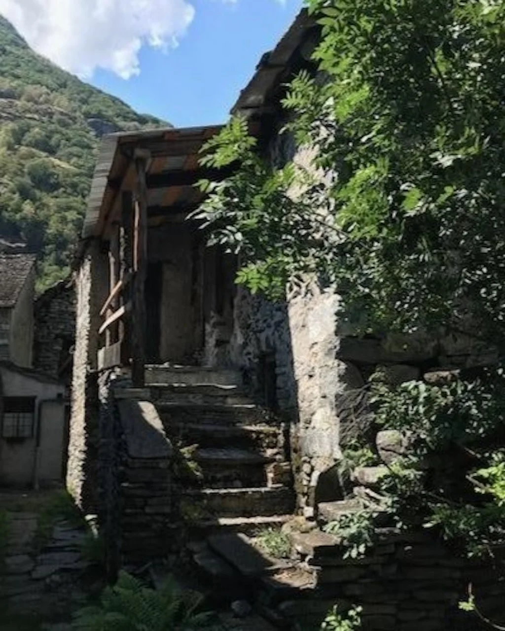 Casa Cascata Bignasco von surerprogetto.ch GmbH